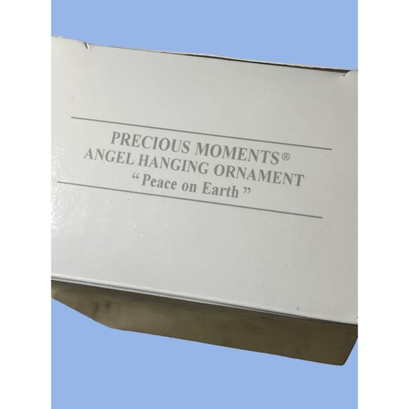 Avon Precious Moments Peace on Earth  Angel Ornament - Picture 10 of 11